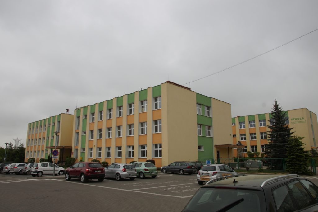 Publiczna Szkoła Podstawowa nr 6 im. Kornela Makuszyńskiego w